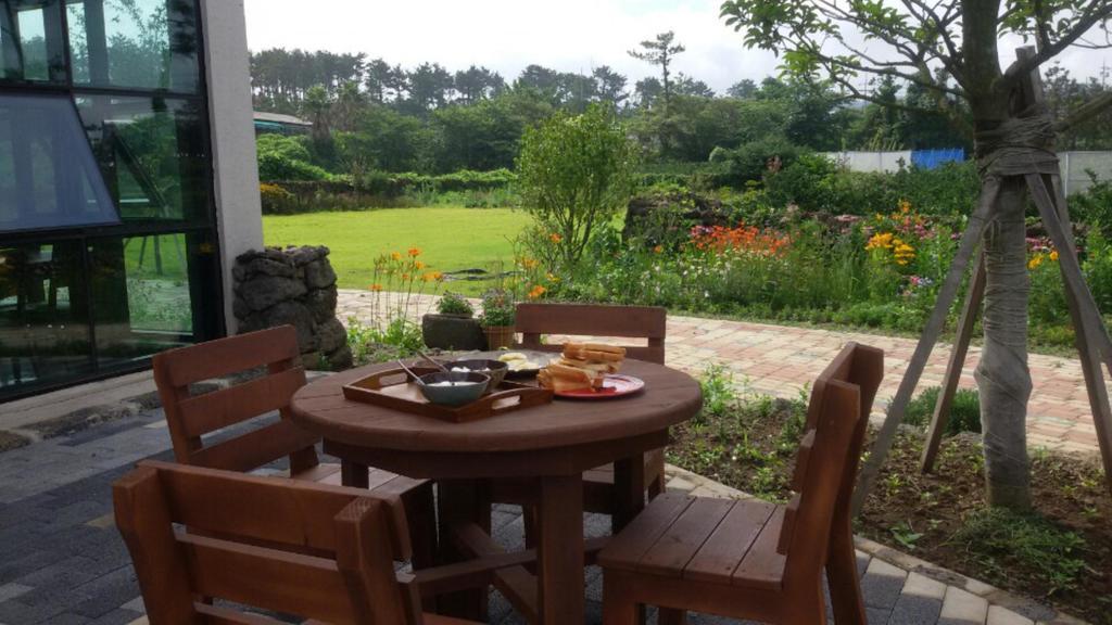 Baghdad House Villa Jeju Ngoại thất bức ảnh